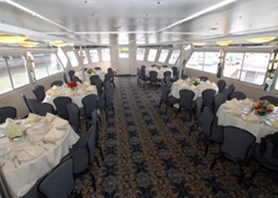 Manhattan yacht 110 dining